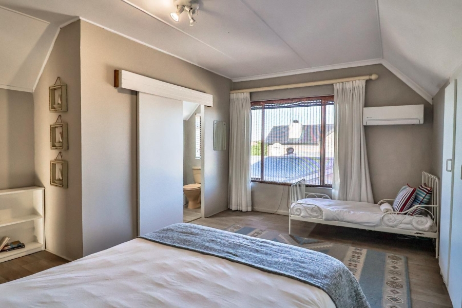 3 Bedroom Property for Sale in Franskraal Western Cape